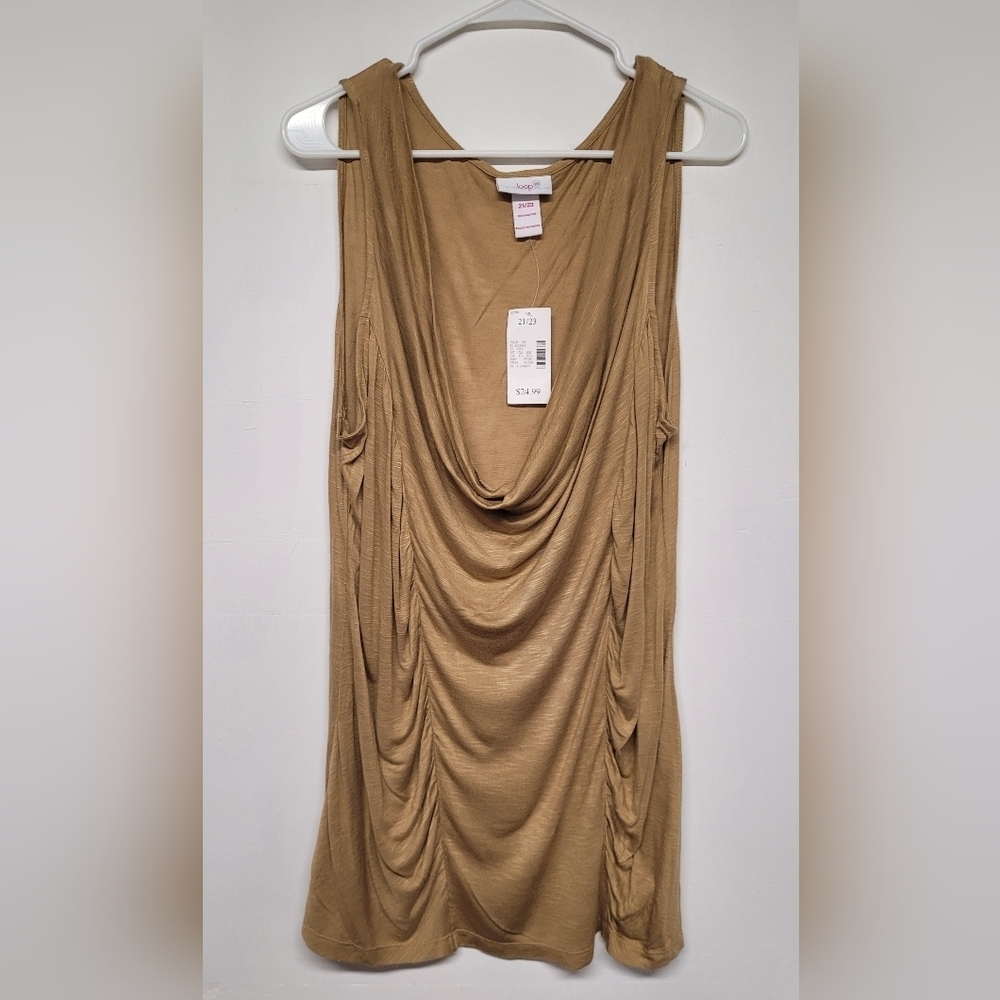 New Loop 18 Slinky Stretch top Junior Plus Sz 21/23